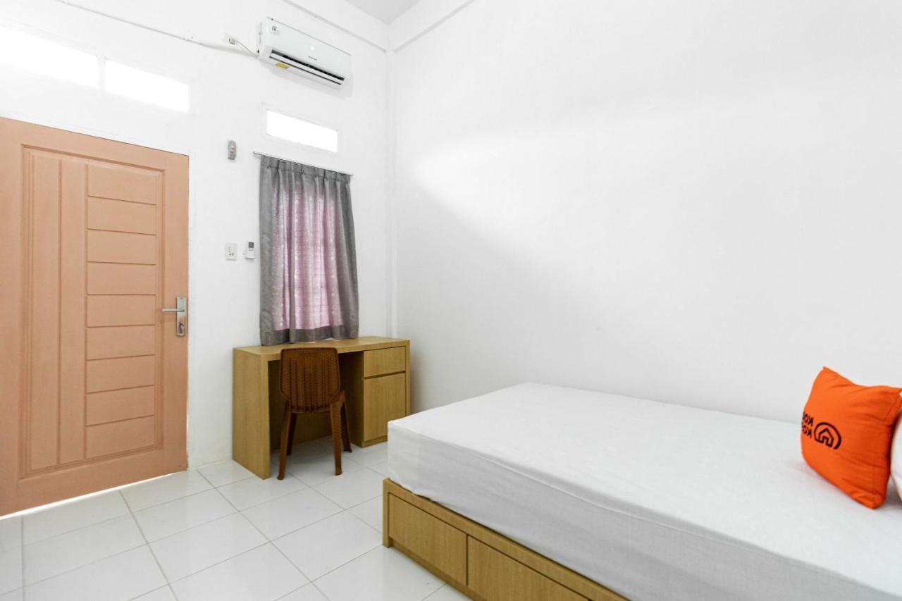 Koolkost Syariah @ Taman Sentosa Cikarang Hotel Bekasi Exterior photo